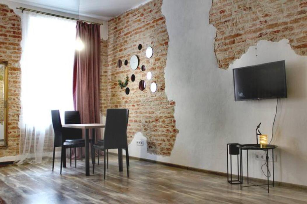Dorosh-Home Квартира-Студія В Центрі Львова Buitenkant foto