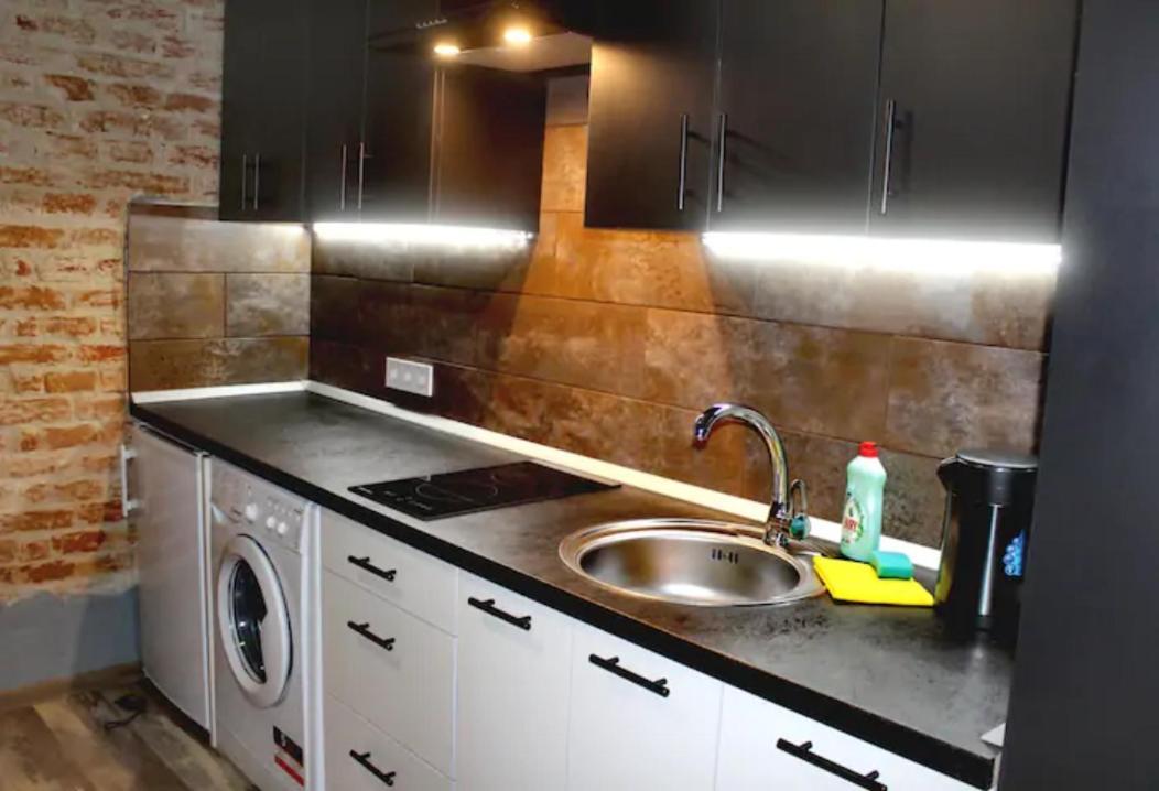 Dorosh-Home Квартира-Студія В Центрі Львова Buitenkant foto
